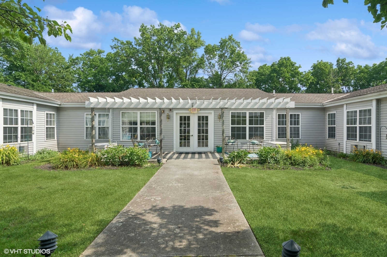 10 1140WilsonAvenue 104 Location4 Large
